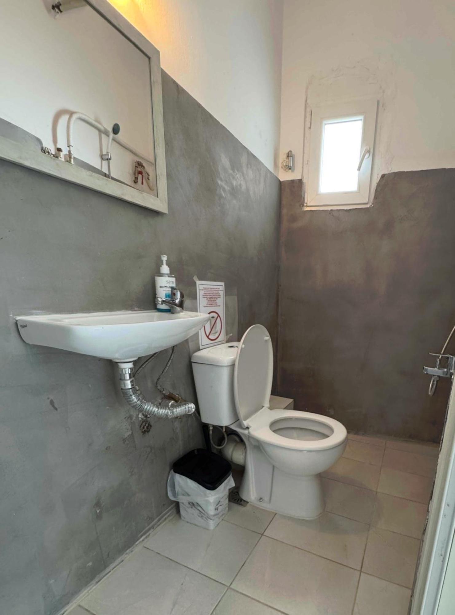 Starfish Vacation Rentals - Athens Int. Airport Луца Экстерьер фото